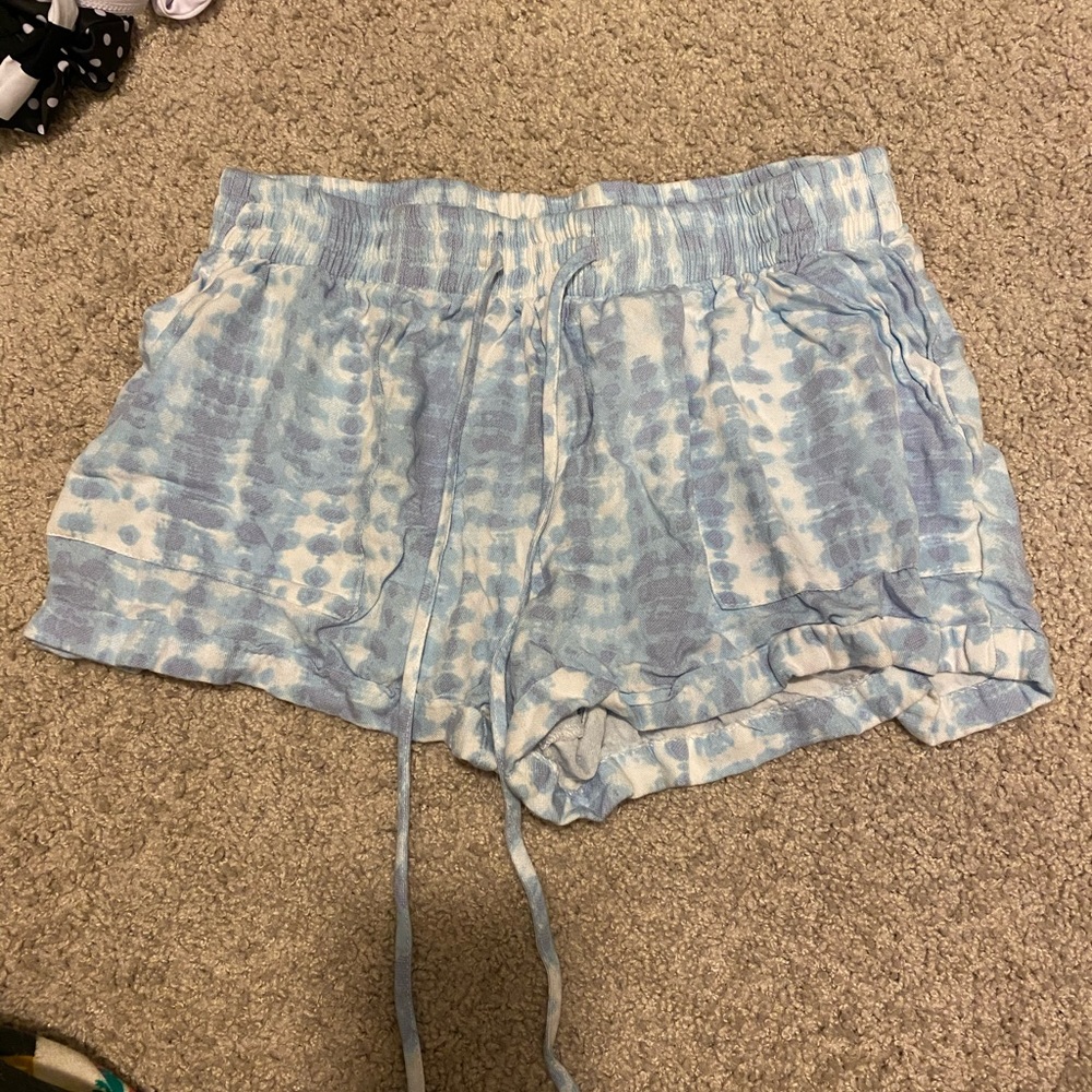 Shorts - Picture 1 of 2